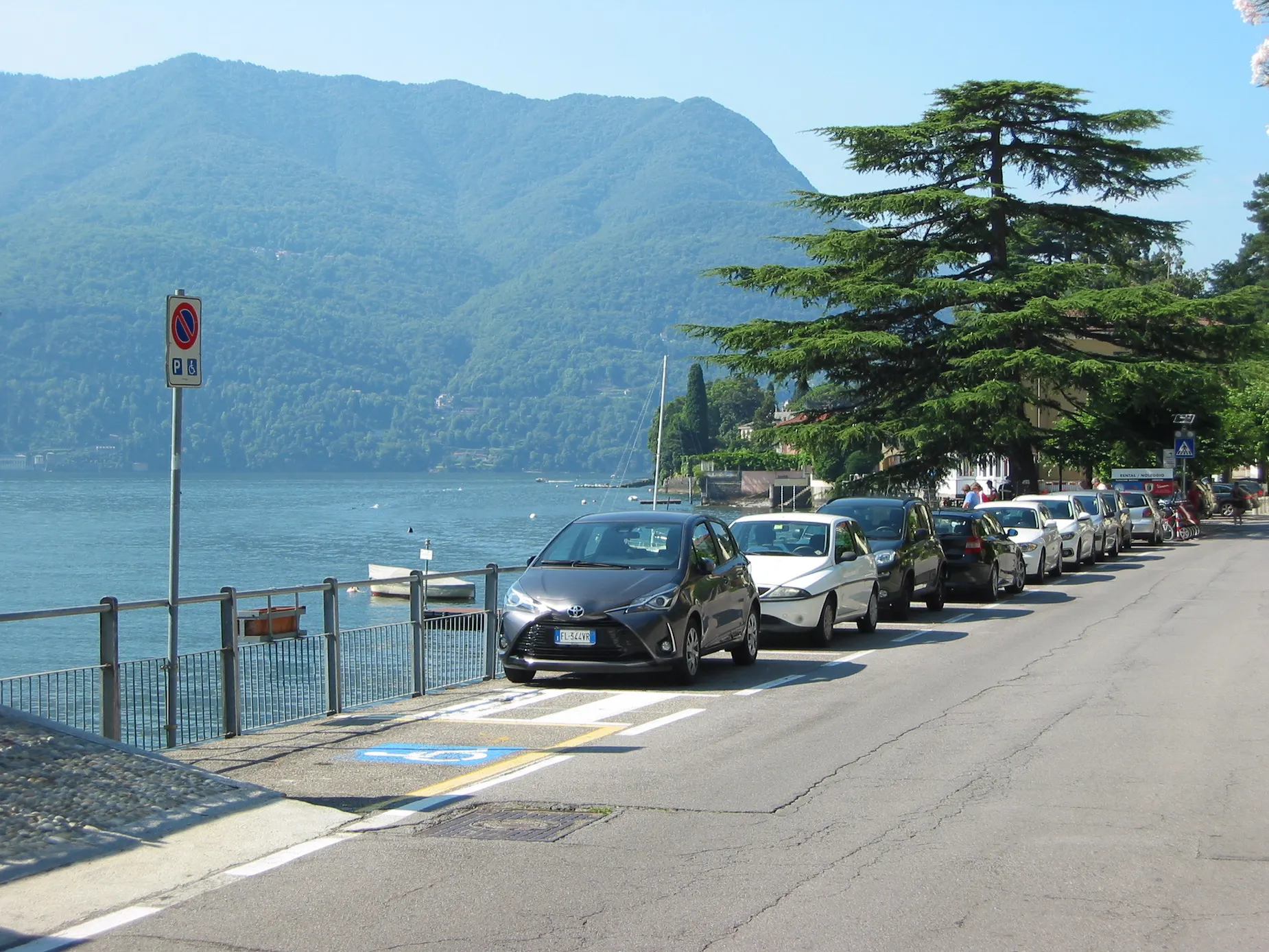 Parcheggio a raso — documentazione tecnica e fotografica, immagine 5 di 19